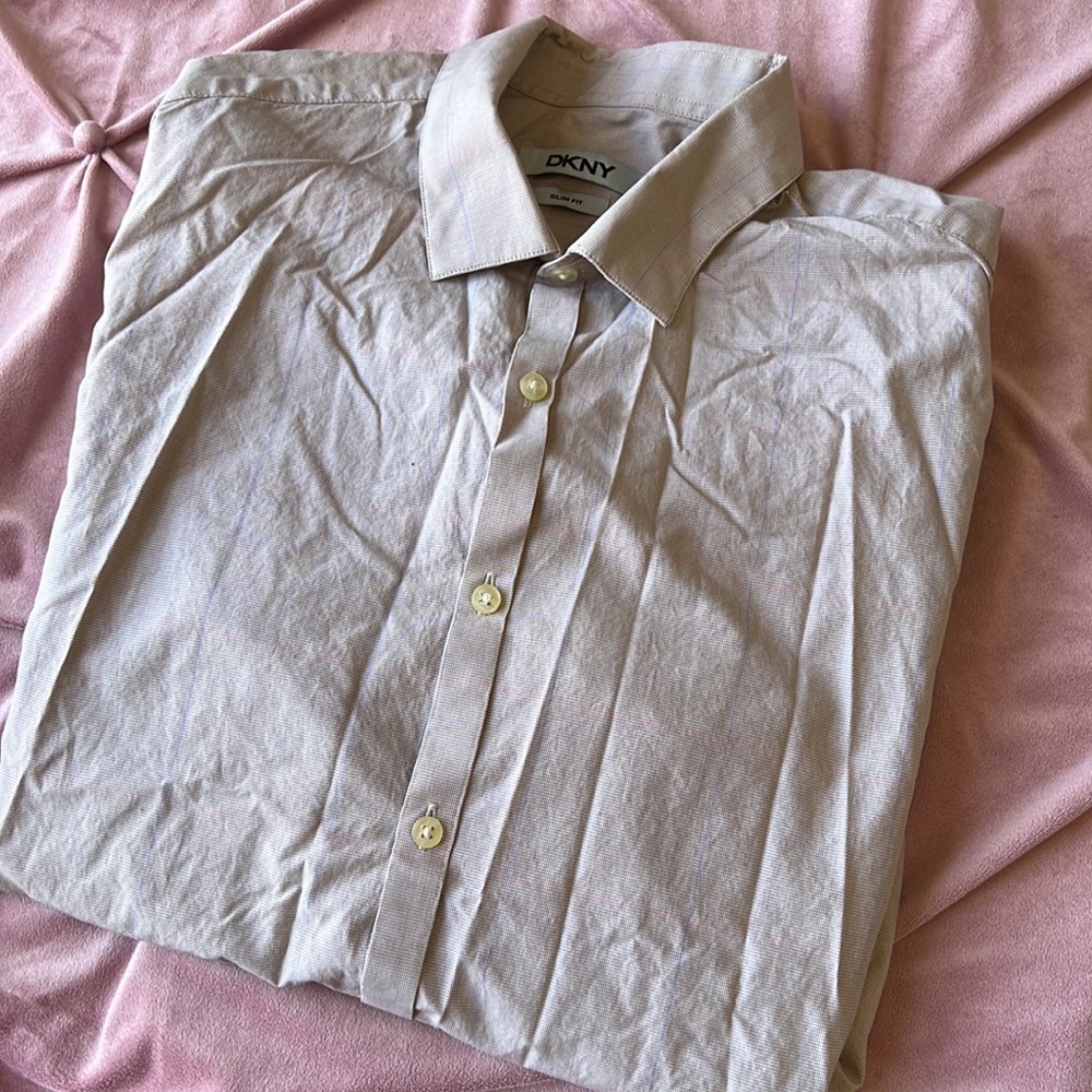 🌿DKNY Button Down🌿